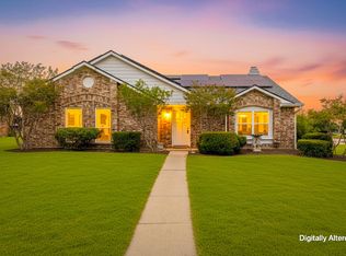 12 Kean Cir, The Colony, TX 75056