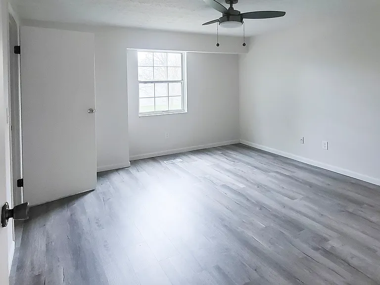 2426 Hannaway Ln — Photo 11
