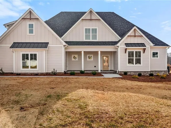 137 Old Dutch Rd, Advance, NC 27006