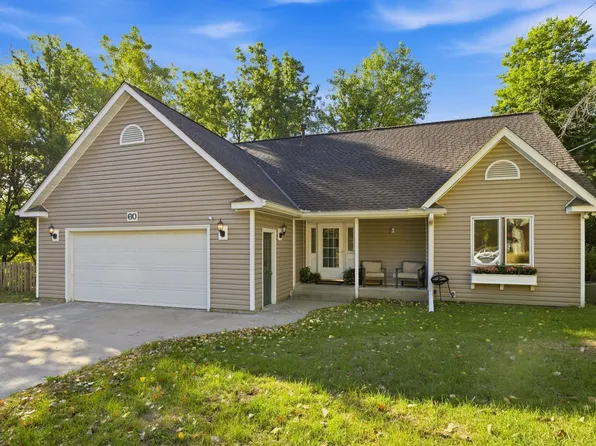 60 Imperial Dr E, West Saint Paul, MN 55118