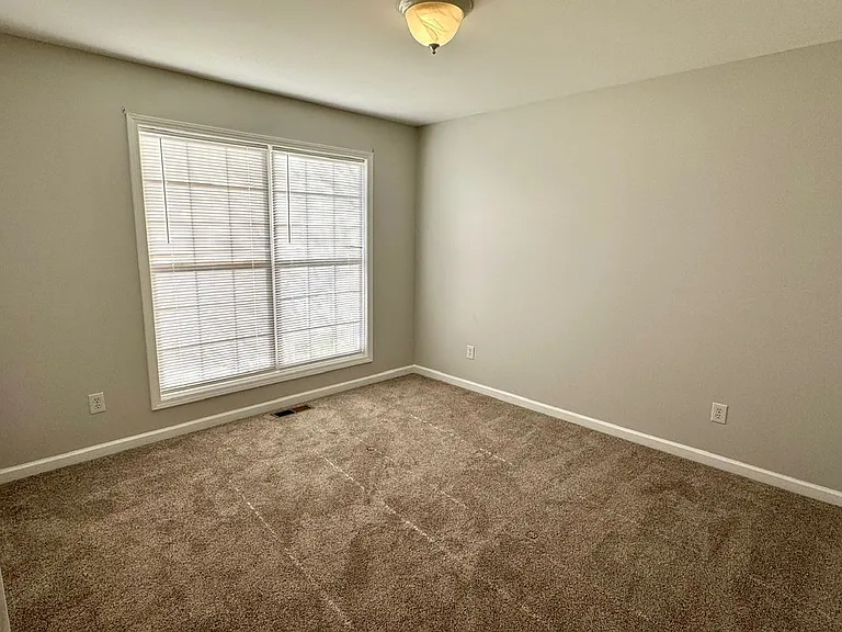 828 Mulberry Dr — Photo 40