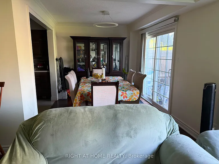 18 Goodfellow St — Photo 11