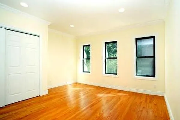 Rented by Corcoran | media 34