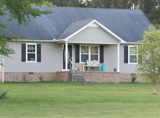 1127 Bugscuffle Rd, Wartrace, TN 37183