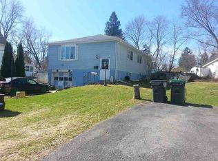 16 Liske St, Ravena, NY 12143