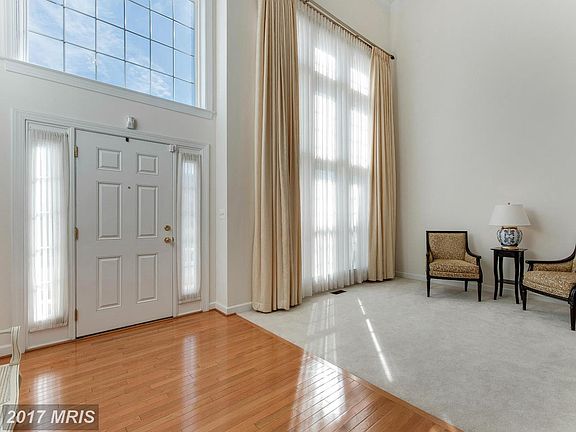 4th image of 8132 Gilroy Dr