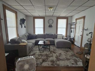 20 Westminster St APT 1, Worcester, MA 01605