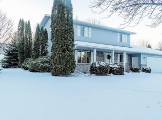 908 Bygland Rd SE, East Grand Forks, MN 56721