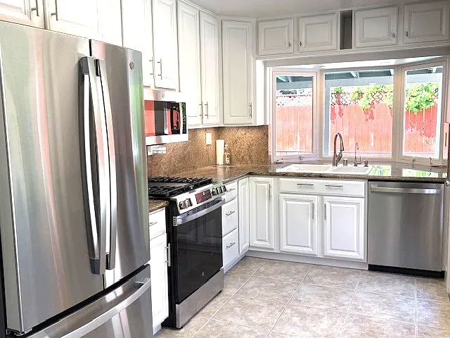 13502 Los Olivos Ave — Photo 8