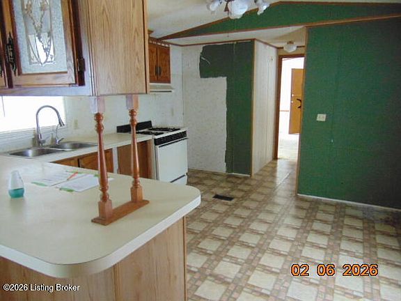 5th image of 540 Homestead Ln
