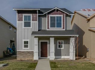 728 E Boardwalk Row Dr, Meridian, ID 83642