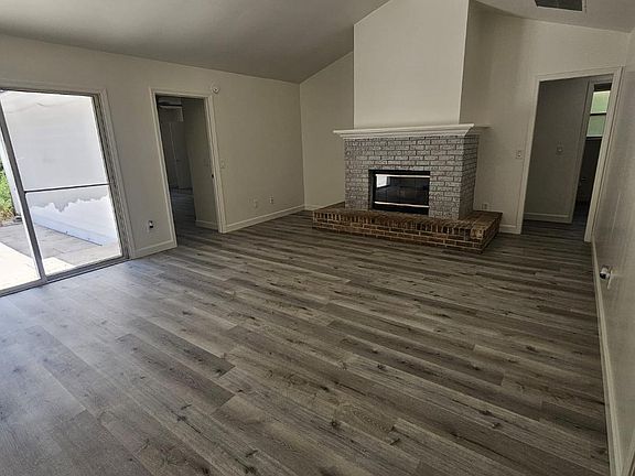 3rd image of 721 TARA FARMS Drive