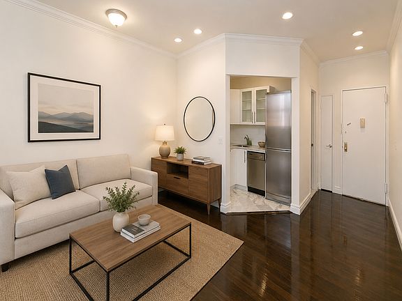 2nd image of 322 W 14th St APT 4C