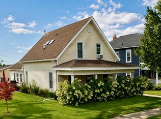 410 S Main St, Elizabeth, IL 61028