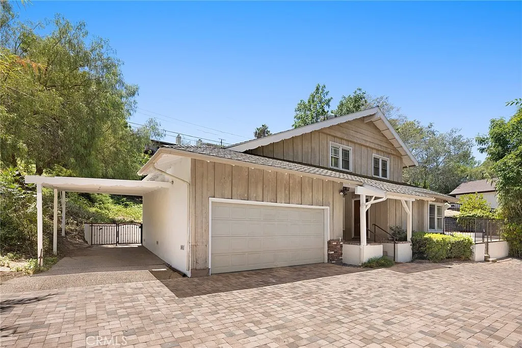 4 bed, 1480 sqft, $6,100 — Photo 4