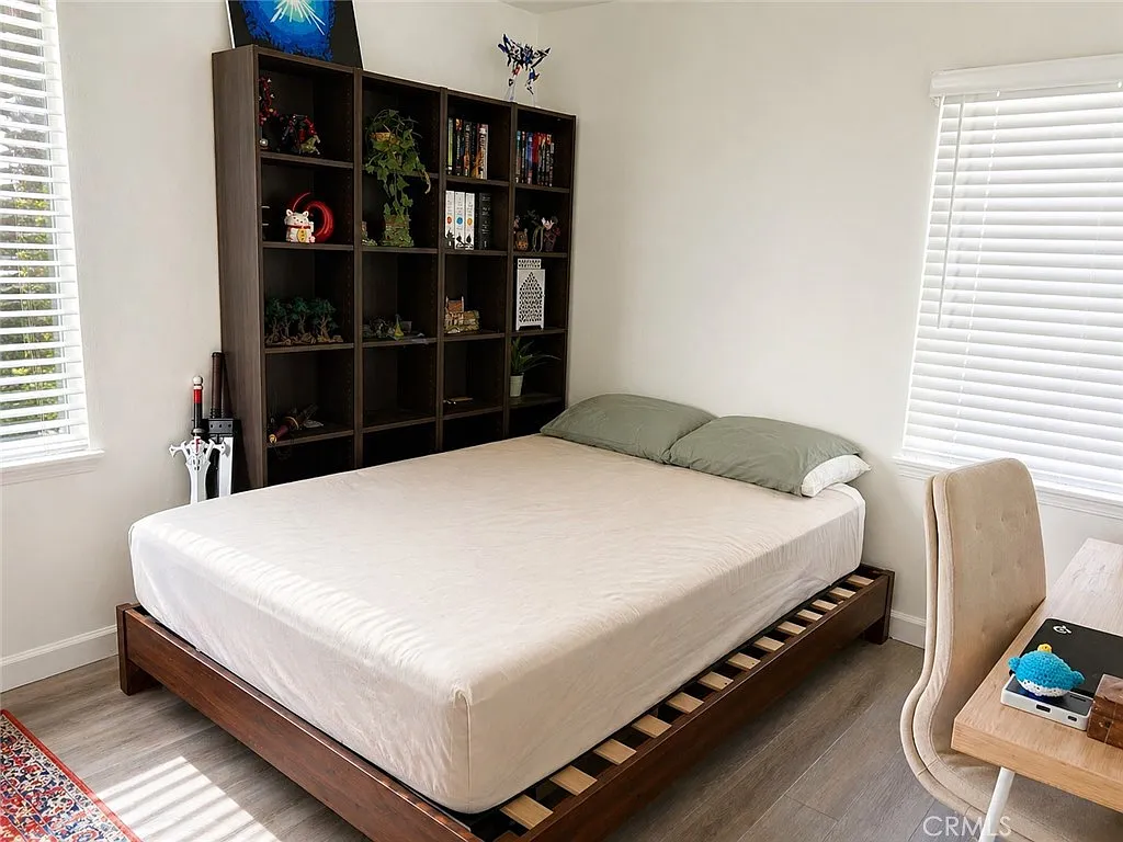 2 bed, 795 sqft, $3,560 — Photo 4
