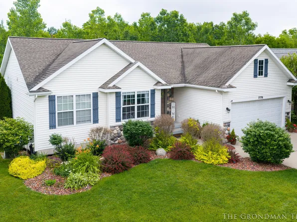 7776 Copper Corner Dr SE, Caledonia, MI 49316