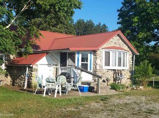 13650 Hetherton Rd, Johannesburg, MI 49751