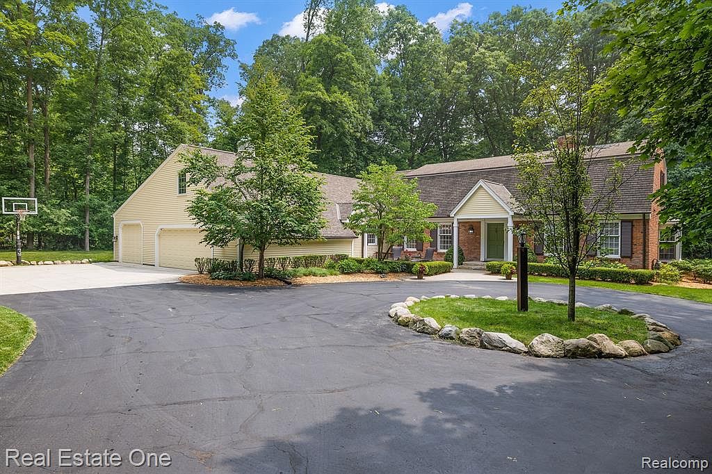 31360 Bingham Rd, Bingham Farms, MI 48025 MLS 20230053139 Zillow