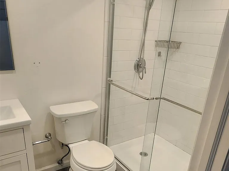 1524 Express Dr S — Photo 17