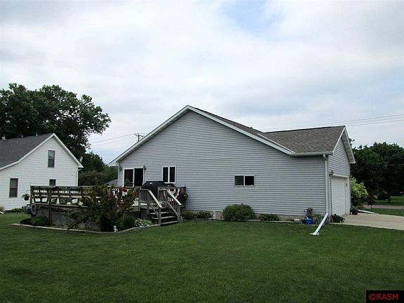 3rd image of 501 3rd St N