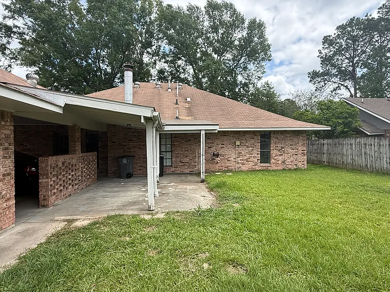 2912 Lancelot Dr — Photo 17