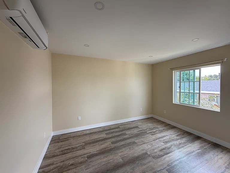 Bedroom #1