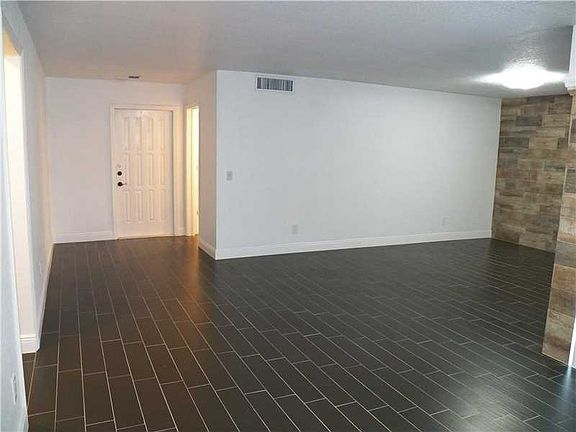 Townhouse Villas at The Crossings