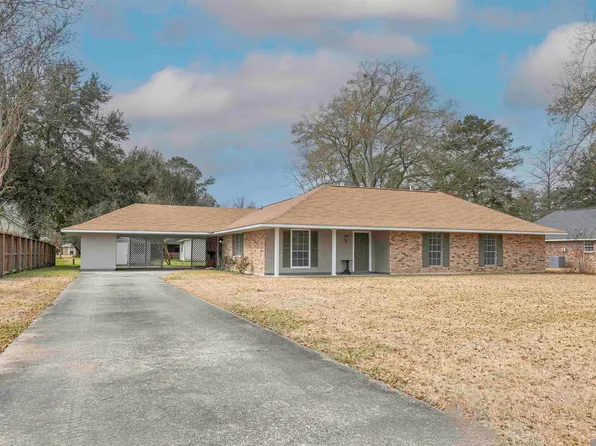 227 Pecan Ave, New Roads, LA 70760