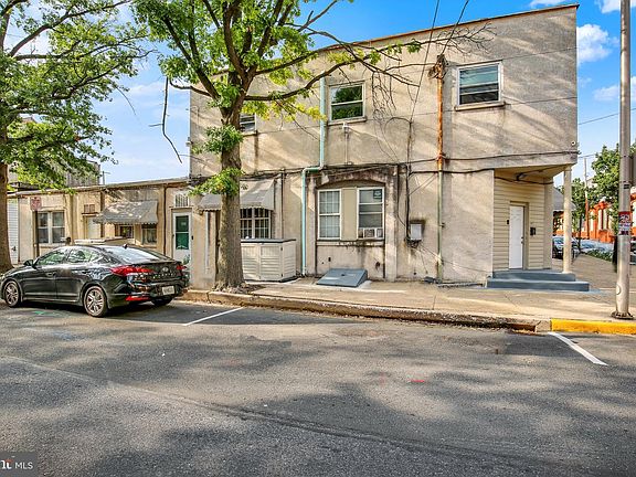 5th image of 548 S 7th St