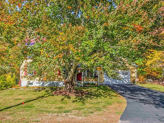 3rd image of 333 Barrett Road