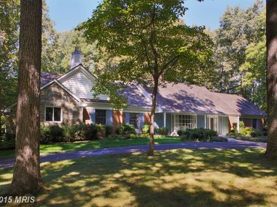 7845 Willowbrook Rd, Fairfax Station, VA, 22039