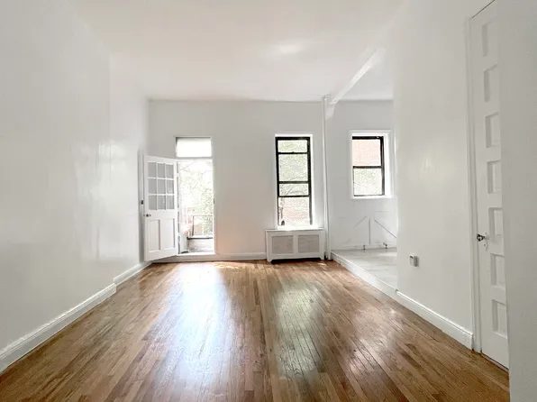 322 West 104th Street image 1 of 8