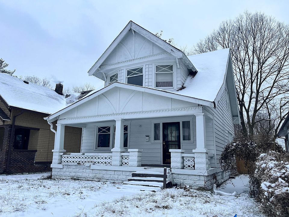 1st image of 3634 N Kenwood Ave