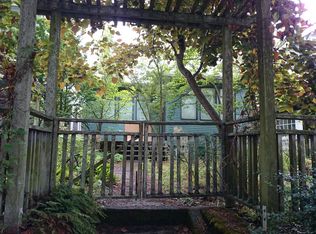 119 B 17th Ave E, Seattle, WA 98112