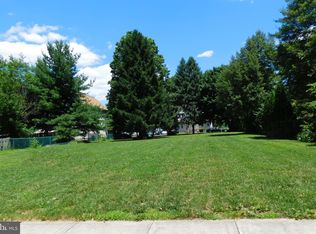 302 Rancocas Ave, Delanco, NJ 08075