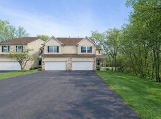 860 Amelia Ct, Grayslake, IL 60030