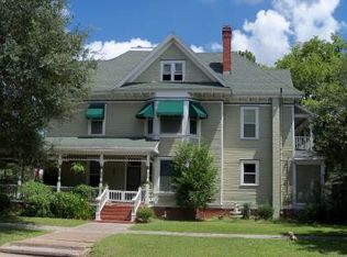 641 Pine Ave, Live Oak, FL 32064