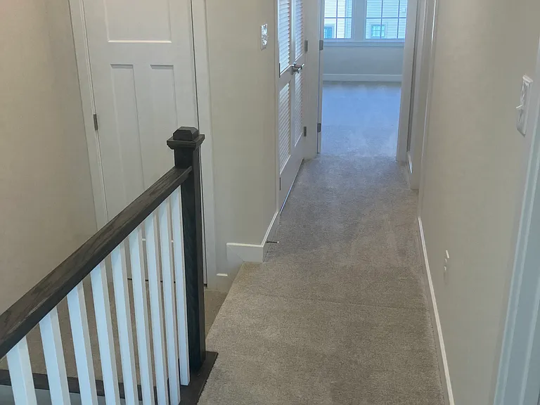 343 E Cochran St — Photo 15