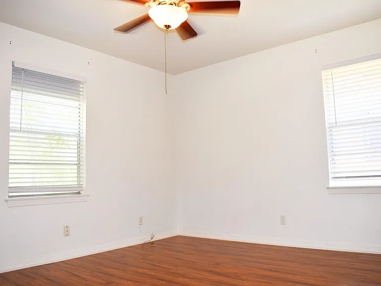 5126 Beechnut St — Photo 12