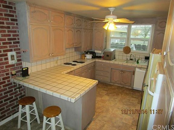 3rd image of 3842 McDowell St