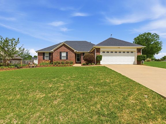 4th image of 2106 Duane Dr