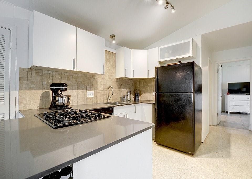 1st image of 8900 Tina Ct #B