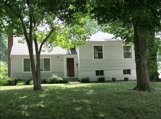 4807 Mission Rd, Westwood, KS 66205