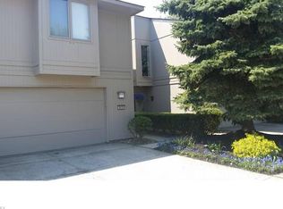 8028 Steven David Dr #4223, Strongsville, OH 44149