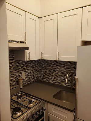 Rented by Compass | media 9