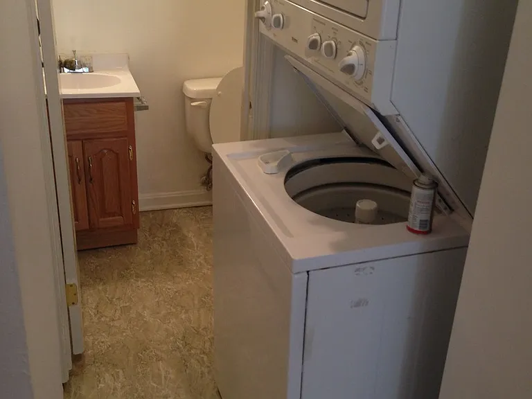 413 Warner St NW — Photo 8