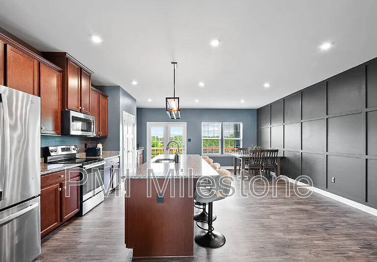 367 Ontario Dr #FALLING WATERS — Photo 21