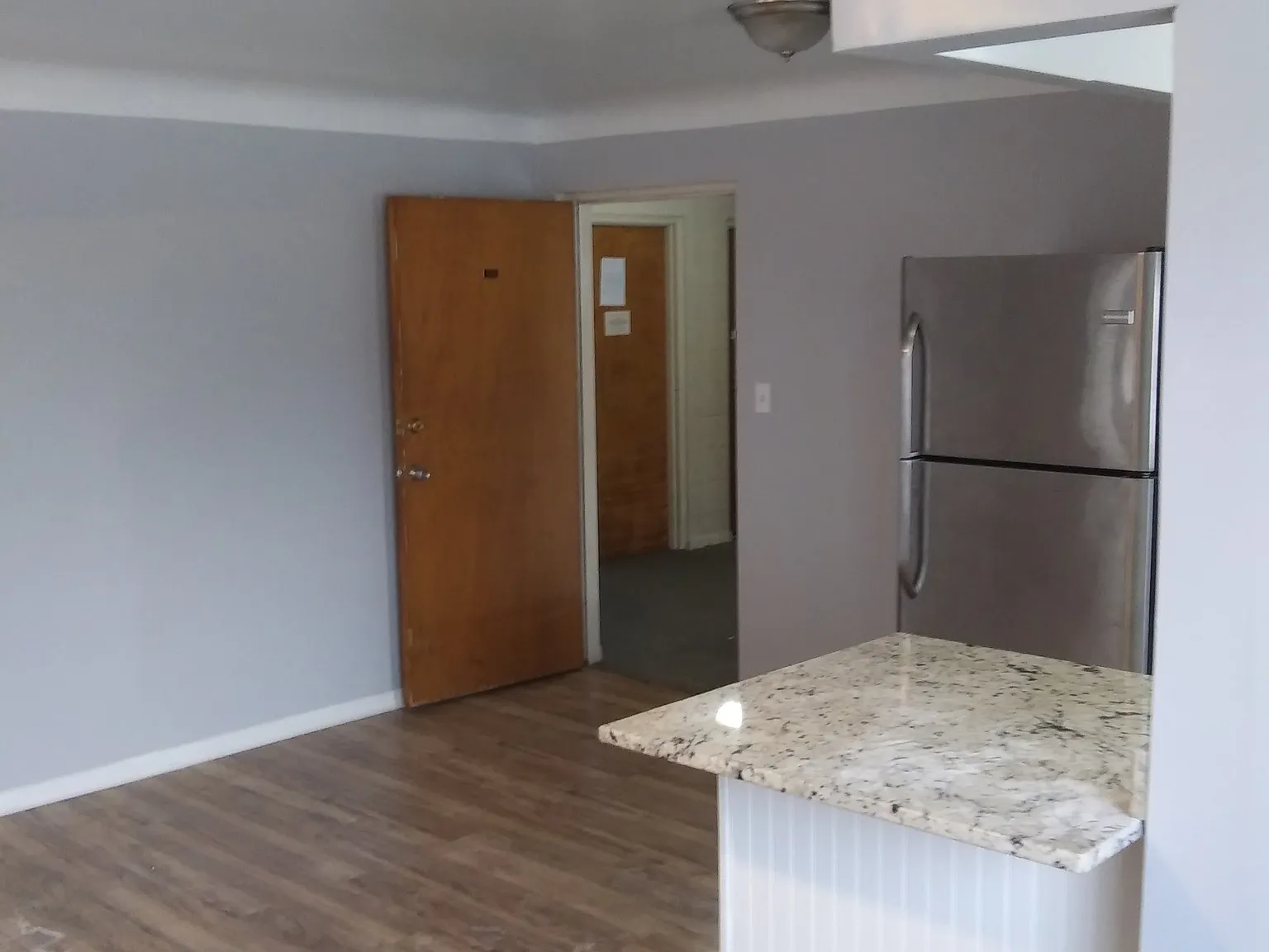 Diamond Creek Apartments — Photo 2