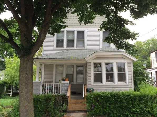 314 E Dewey Pl #1, Milwaukee, WI 53207